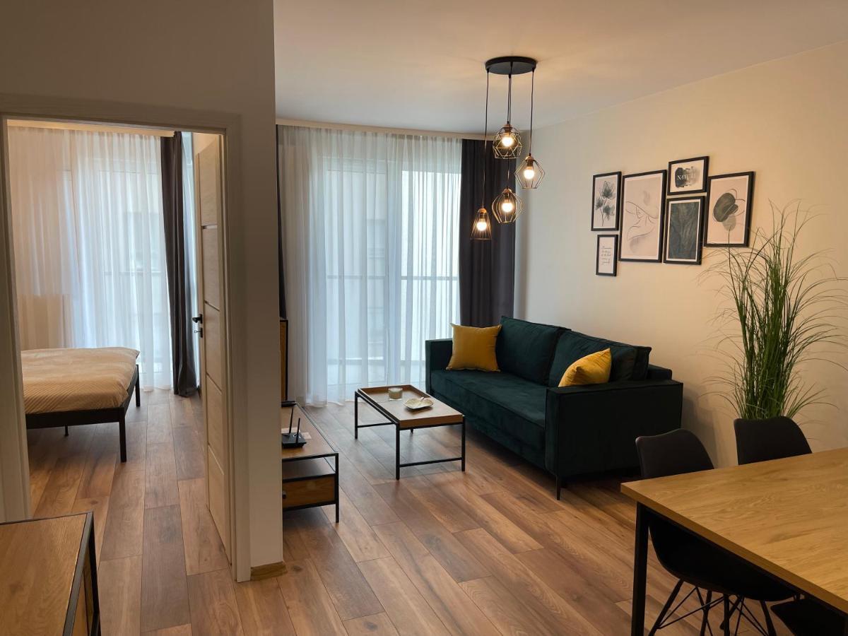 Newport Industrial Apartment Warschau Exterior foto