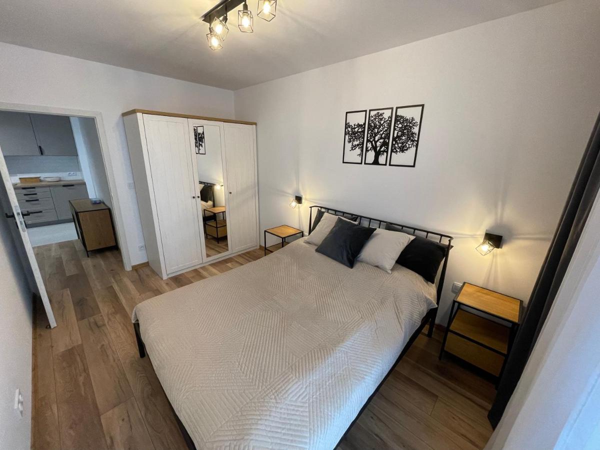 Newport Industrial Apartment Warschau Exterior foto