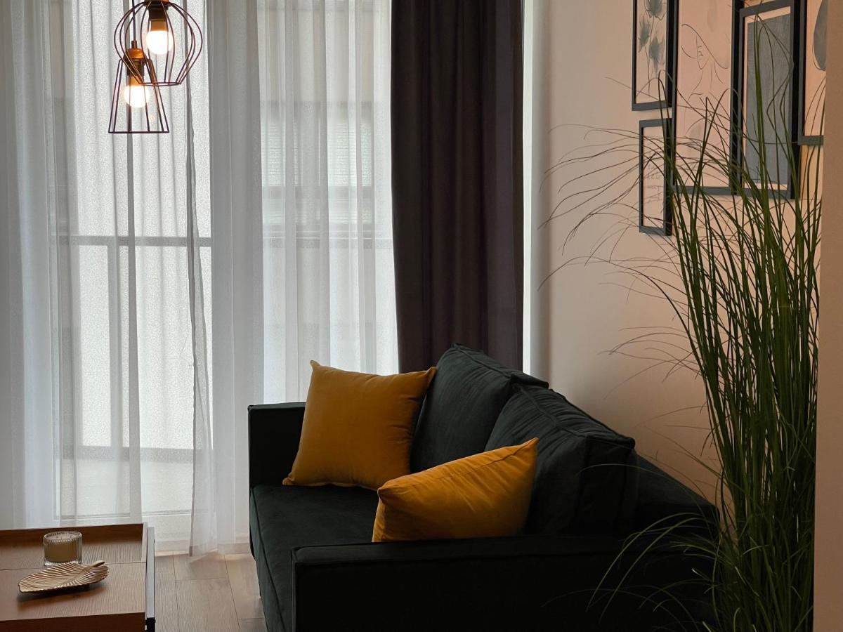 Newport Industrial Apartment Warschau Exterior foto