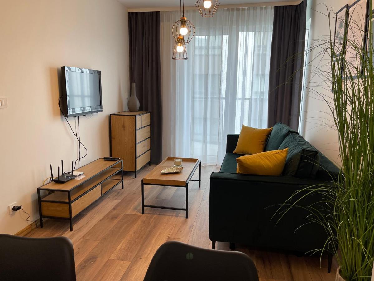 Newport Industrial Apartment Warschau Exterior foto