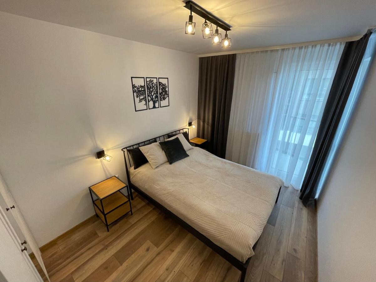 Newport Industrial Apartment Warschau Exterior foto